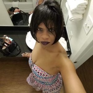 Meet your Posher, Paula